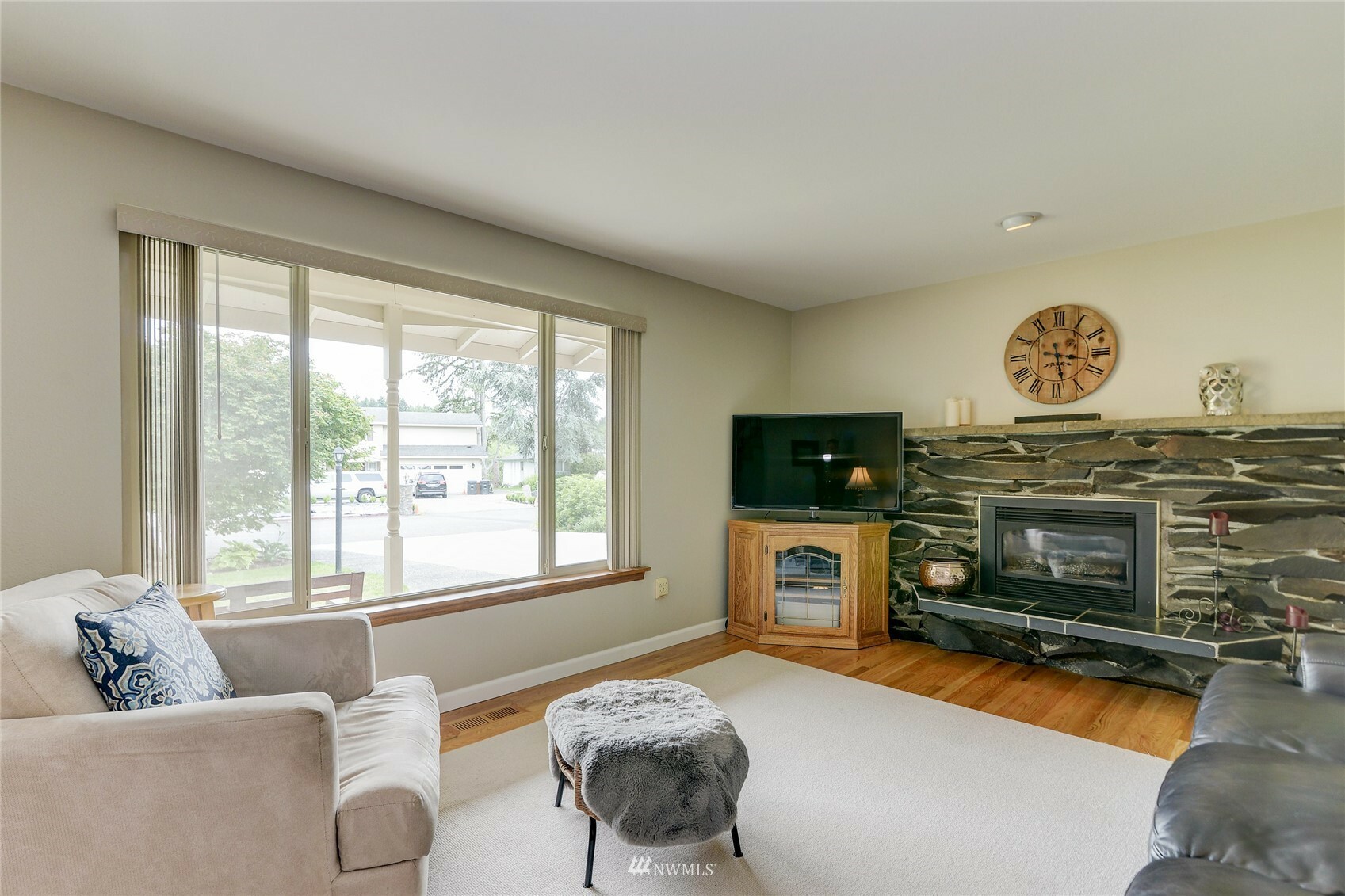 Property Photo:  7926 Lorna Drive SE  WA 98503 