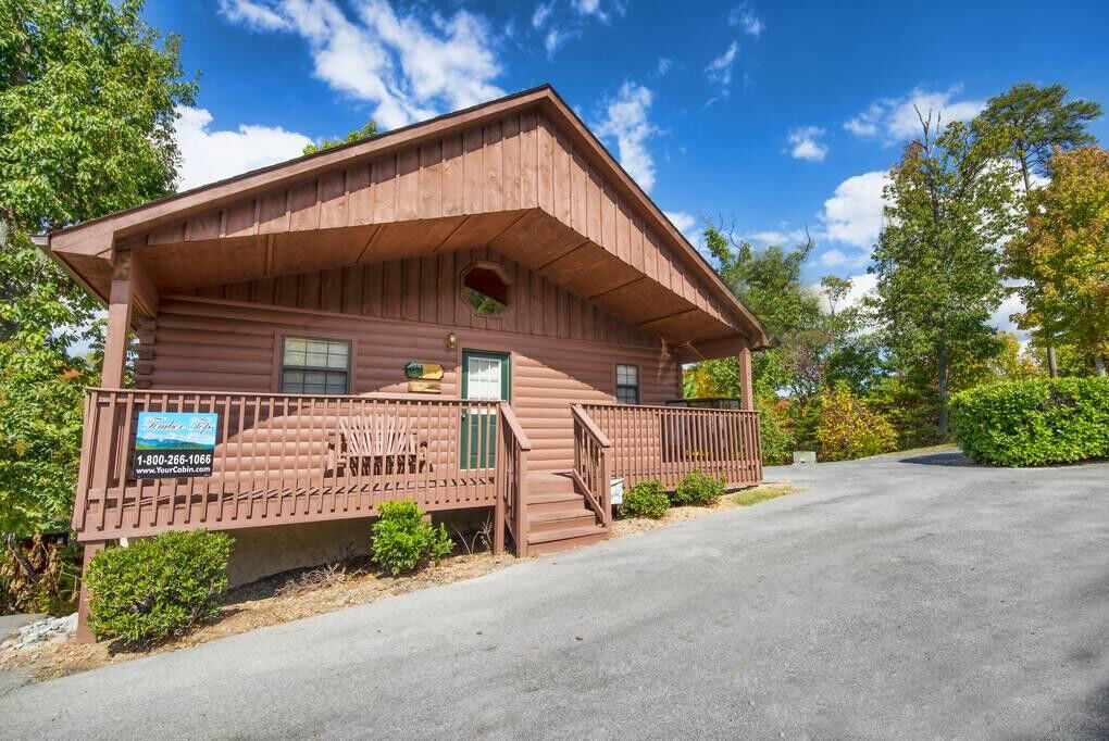Property Photo: 1604 Kissing Way TN 37876