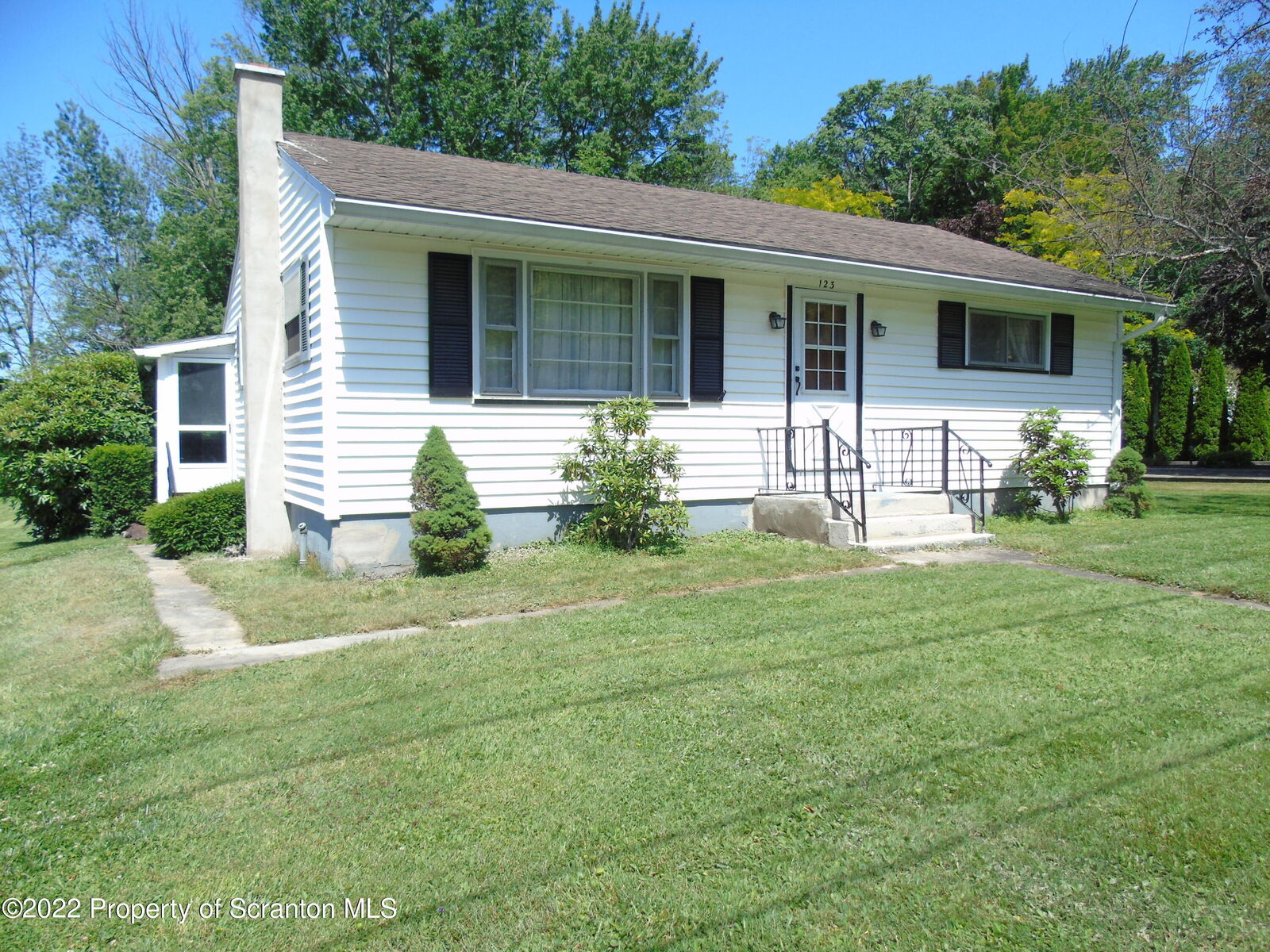Property Photo:  123 Marion Street  PA 18444 