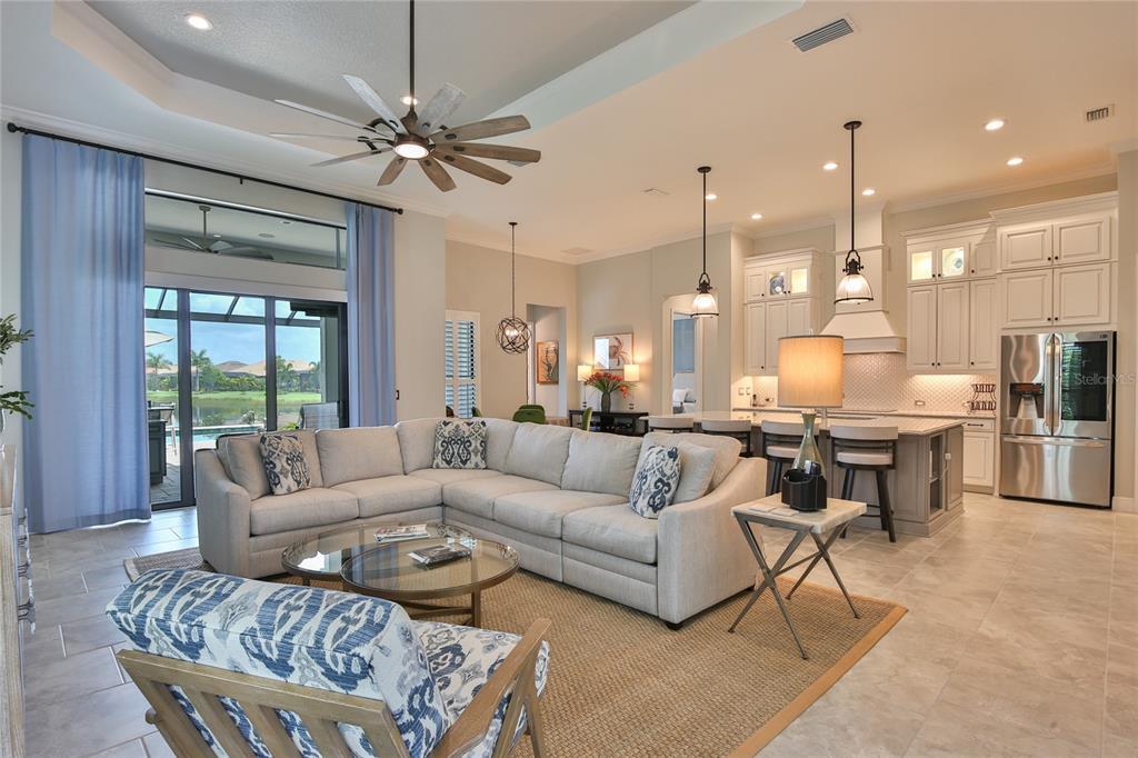 Property Photo: 15713 Castle Park Terrace FL 34202