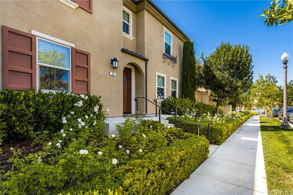 Property Photo:  36 Keepsake  CA 92618 