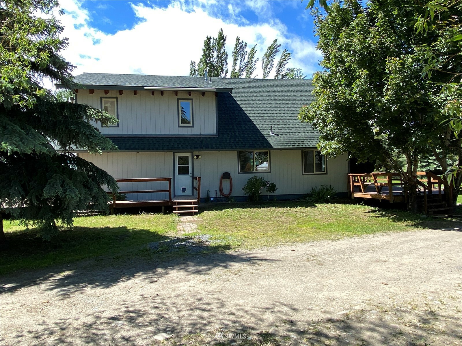 Property Photo:  530 Hugh Banks Road  WA 98922 