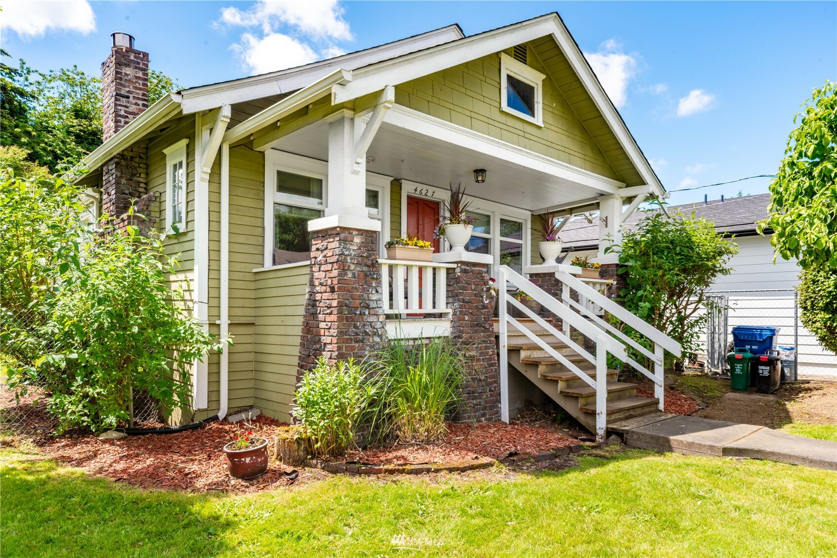 4627 S Chicago Street  Seattle WA 98118 photo