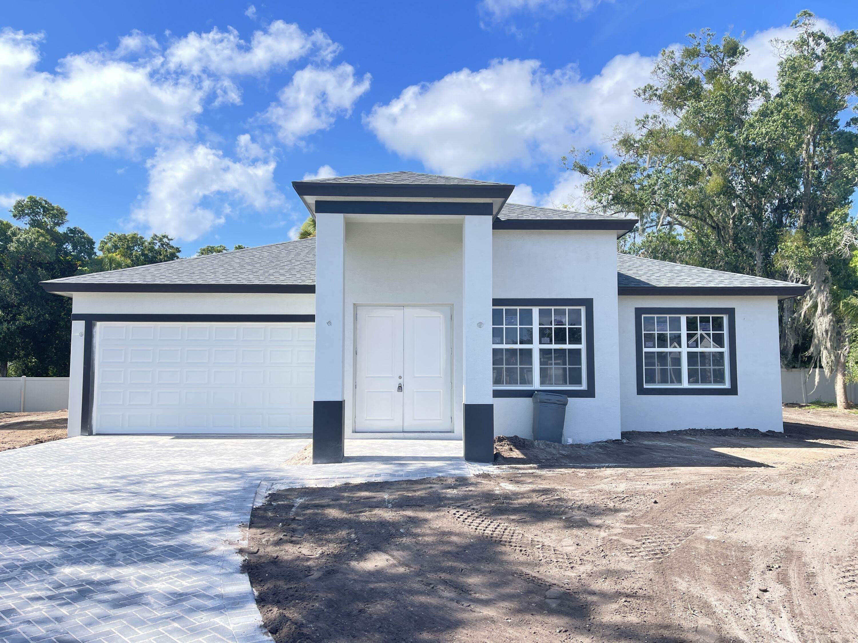 Property Photo:  2196 Bridgehampton Terrace  FL 32966 