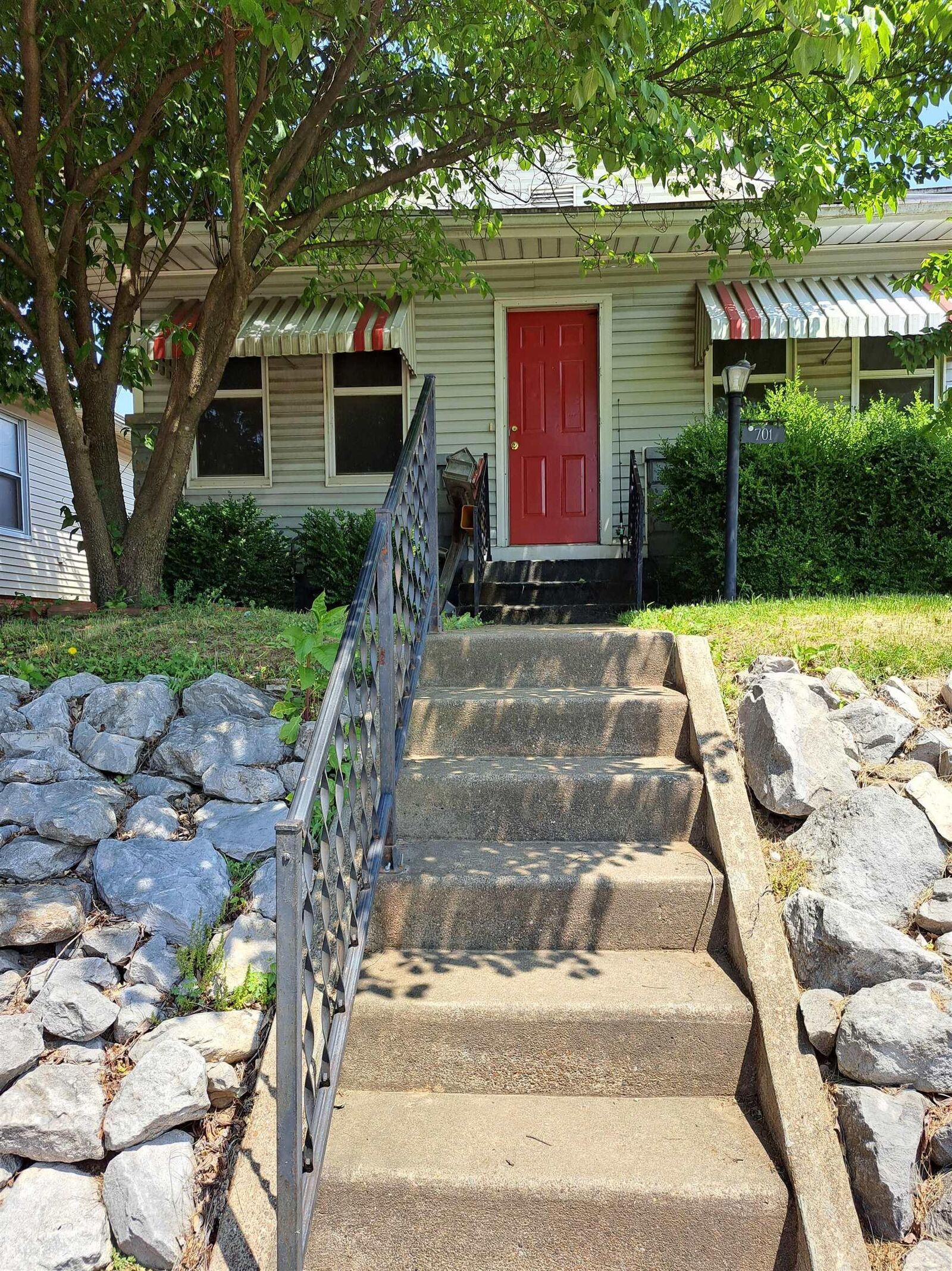 Property Photo:  701 N Kerth Avenue  IN 47711 