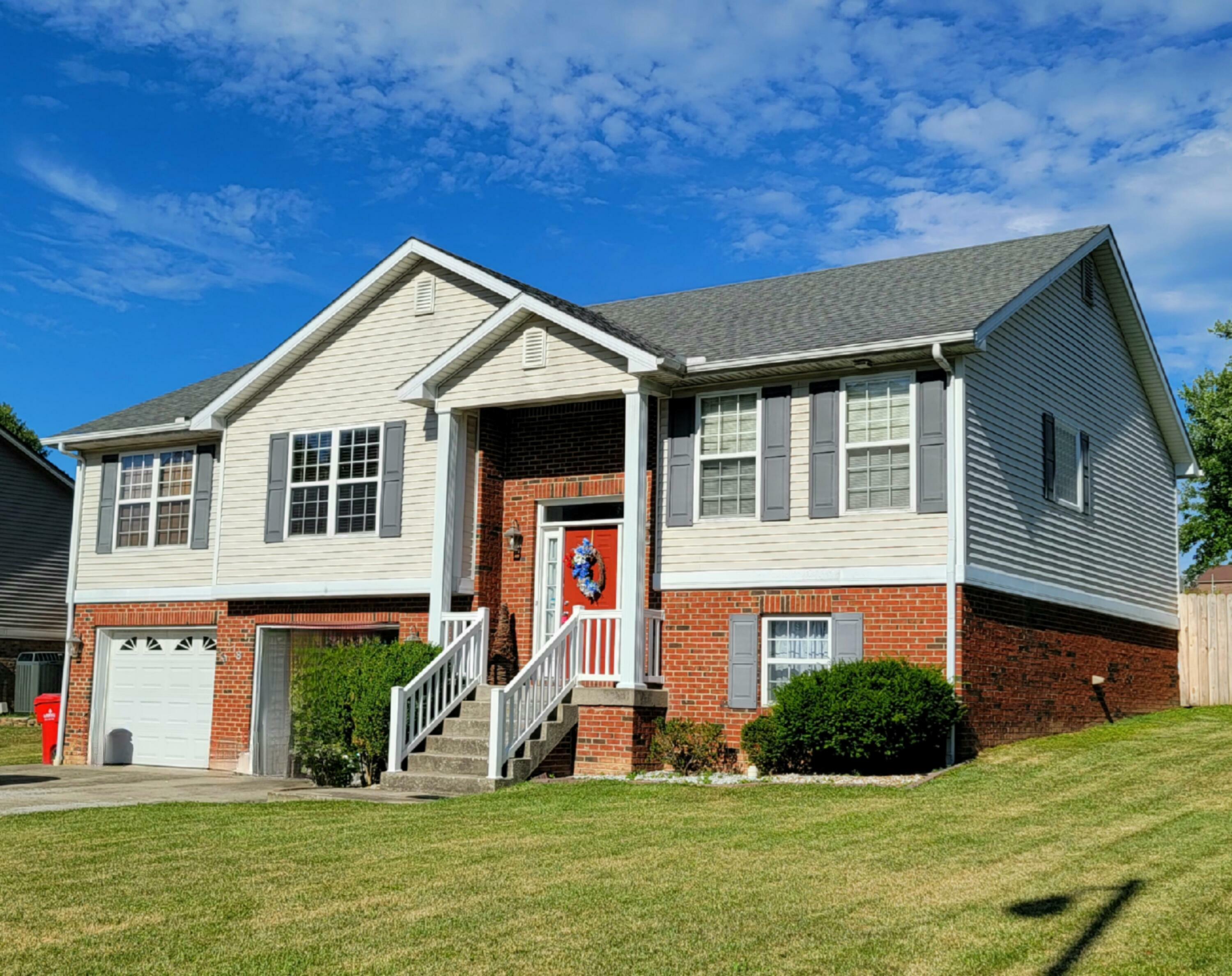 Property Photo: 118 Lee Paige Court KY 40403