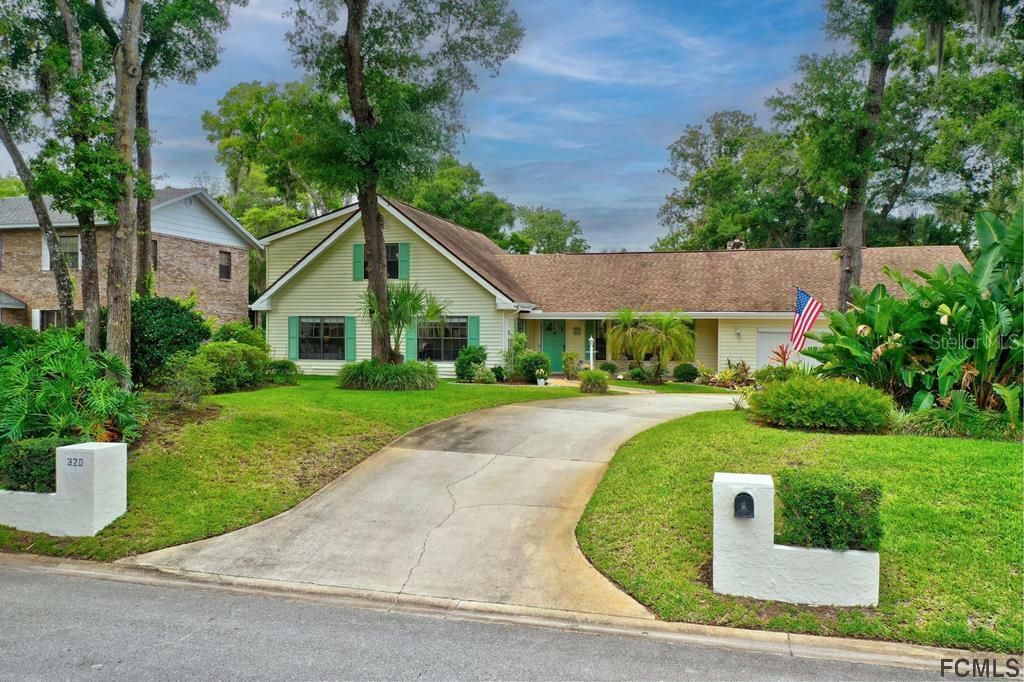 Property Photo:  320 River Bluff Drive  FL 32174 