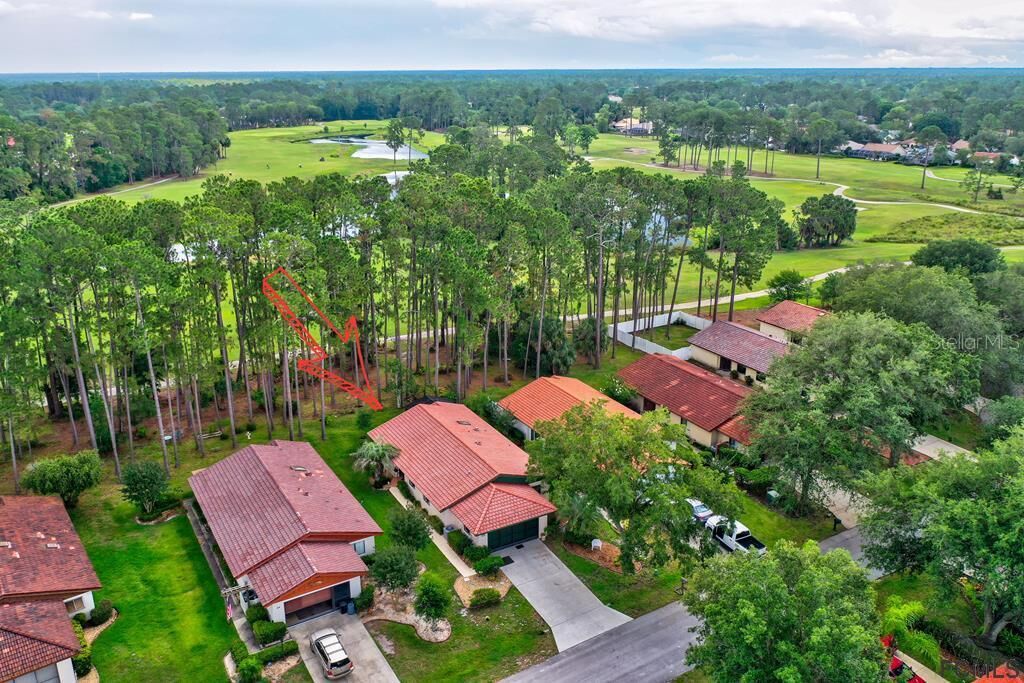 Property Photo:  25 Lago Vista Place  FL 32164 