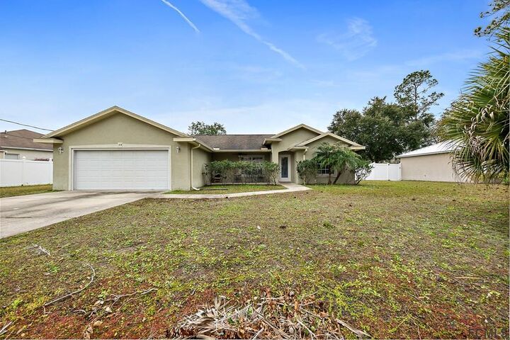 Property Photo:  44 Riverina Drive  FL 32164 