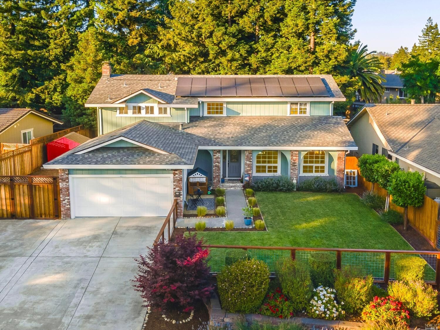 Property Photo: 847 Santa Dorotea Circle CA 94928