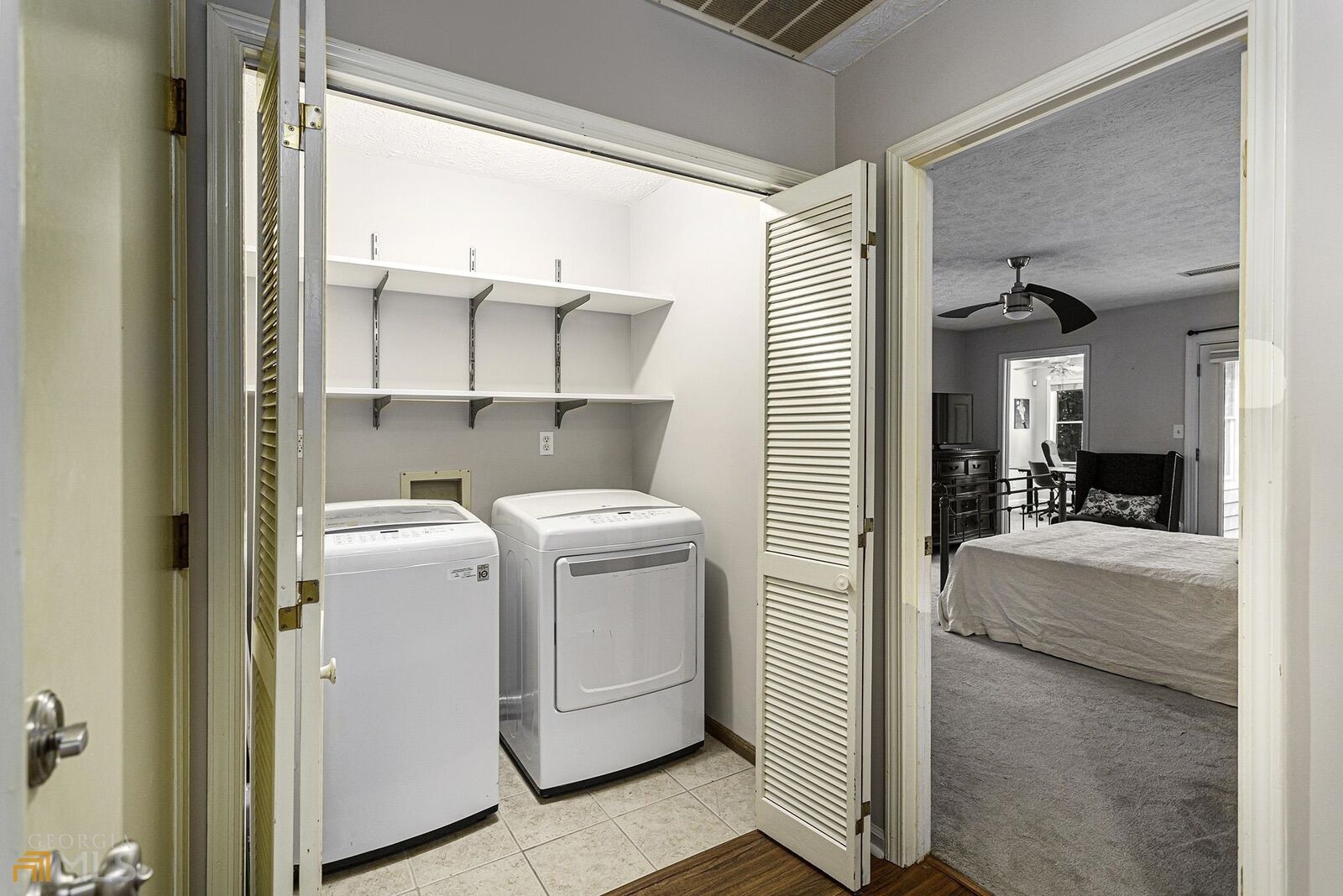 Property Photo: 235 Lakeland Court GA 30076