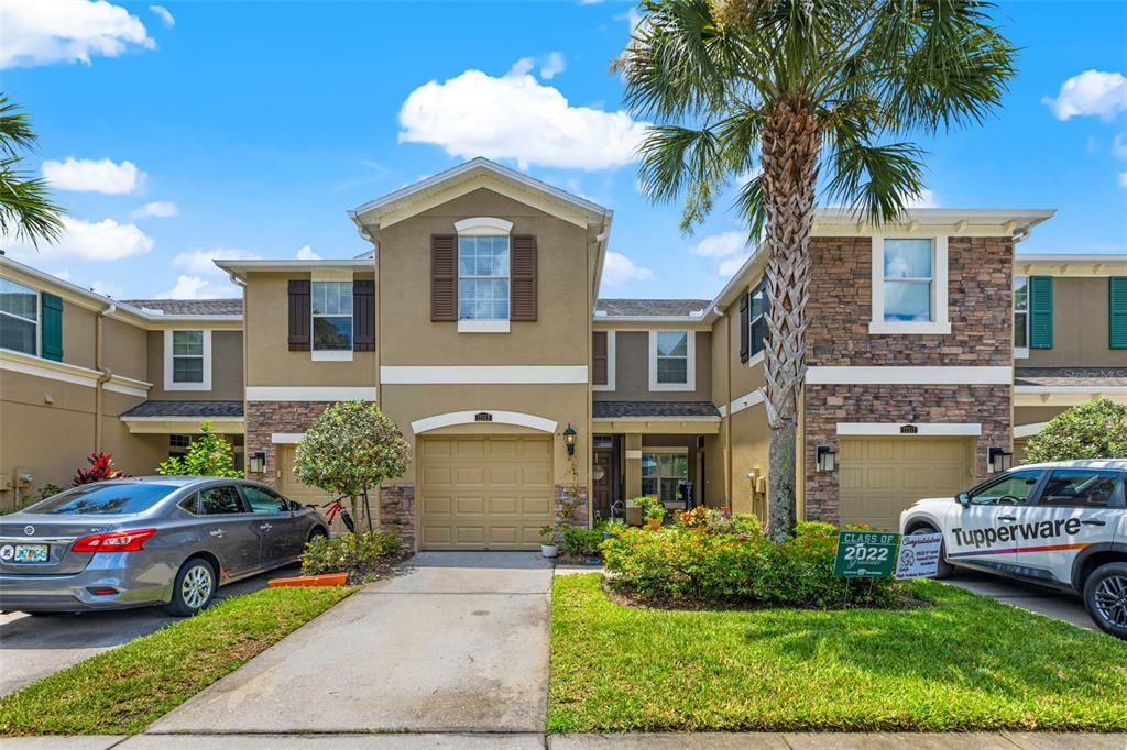 Property Photo:  12513 Streamdale Drive  FL 33626 