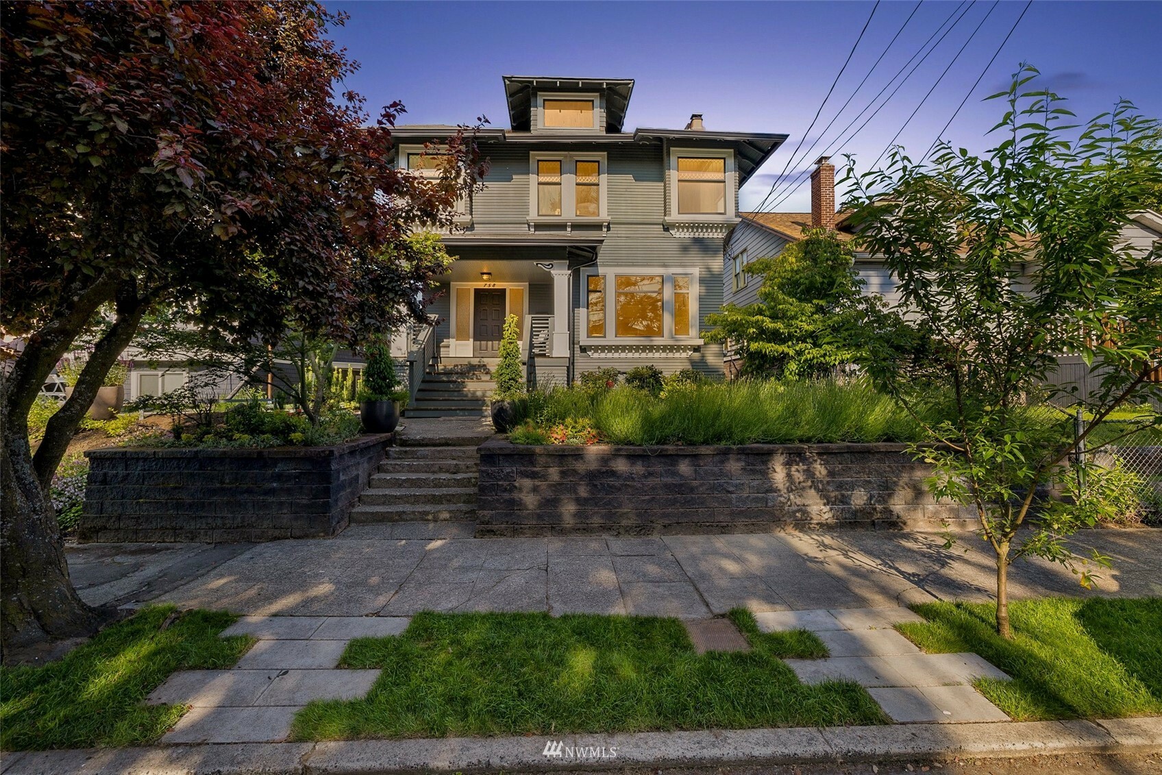 758 31st Avenue  Seattle WA 98122 photo