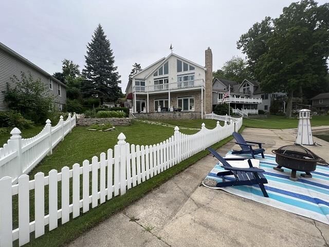 Property Photo: 905 Norine IN 46784