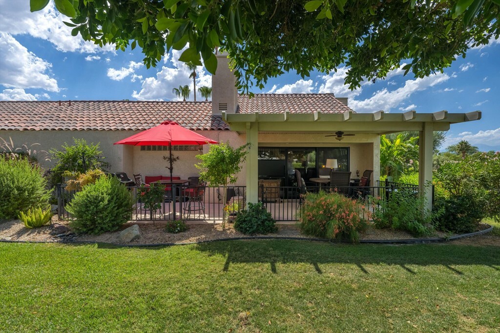 Property Photo:  403 Forest Hills Drive  CA 92270 