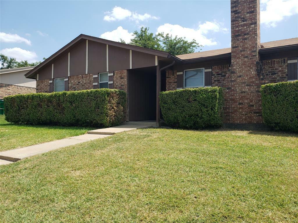 Property Photo:  6400 Melinda Court  TX 76148 