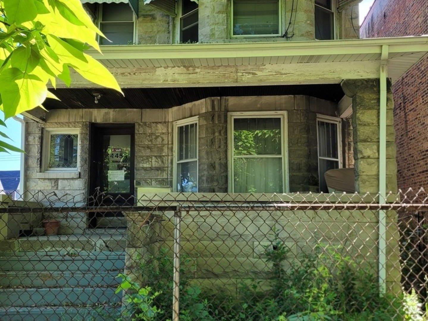 Property Photo: 445 N Leamington Avenue IL 60644