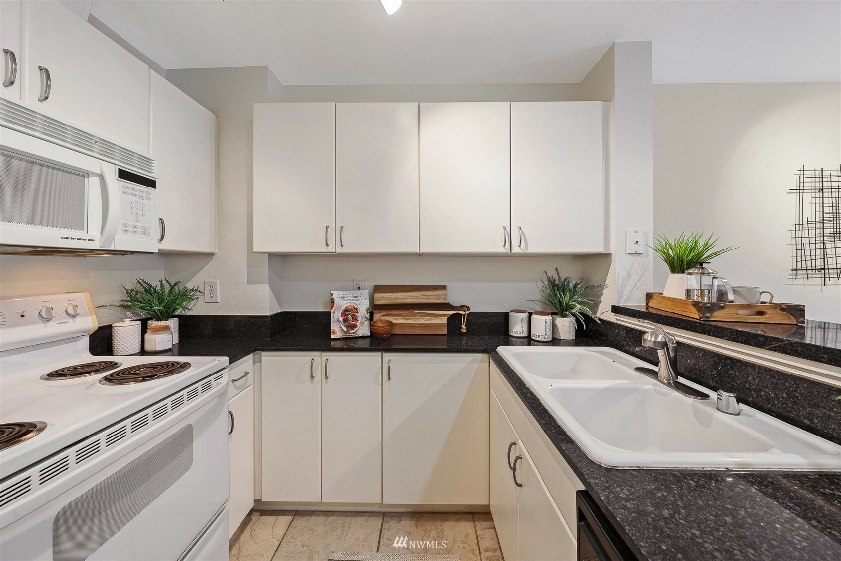 Property Photo: 1323 Boren Avenue 407 WA 98101