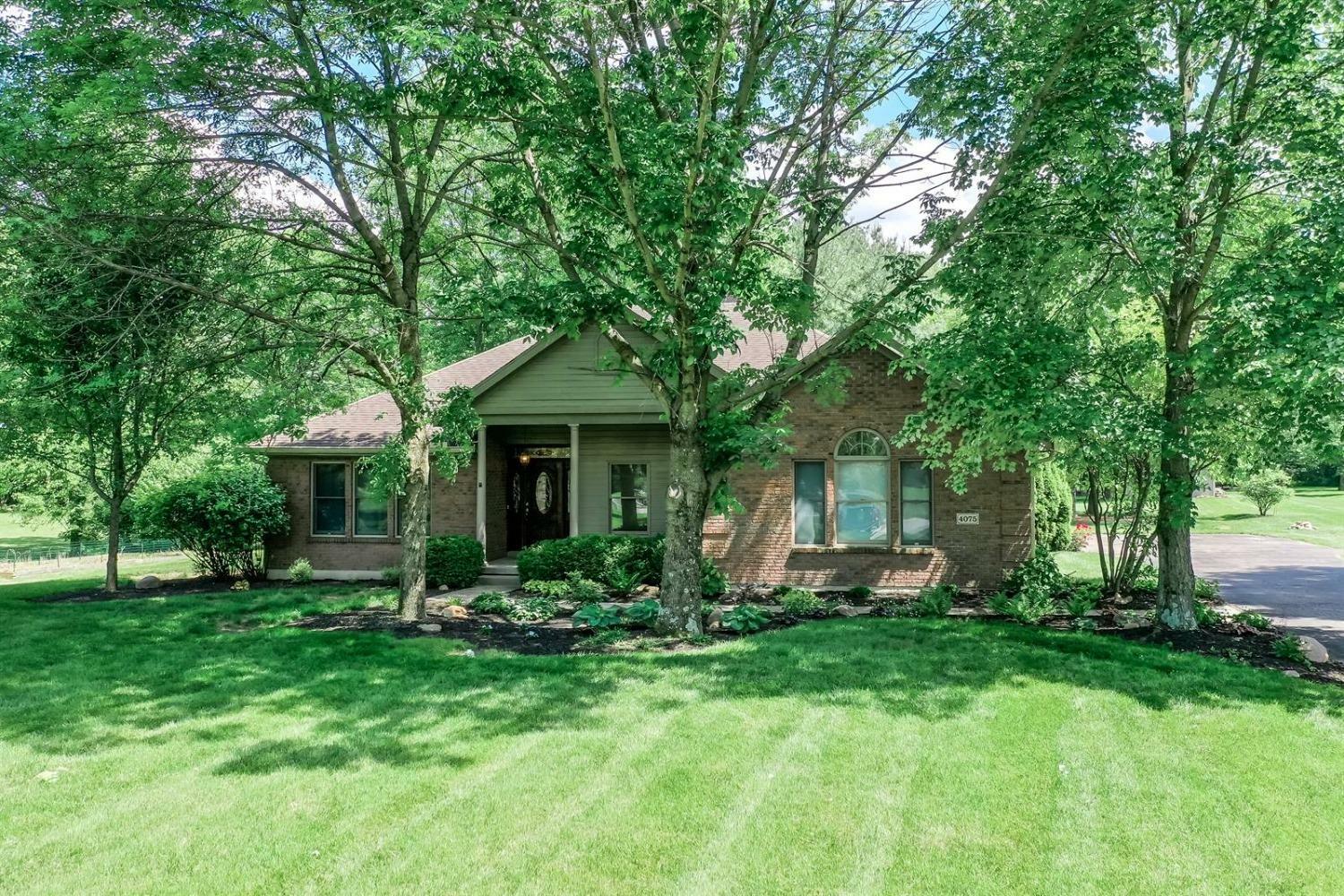 Property Photo:  4075 Belle Terrace Ln  OH 45036 