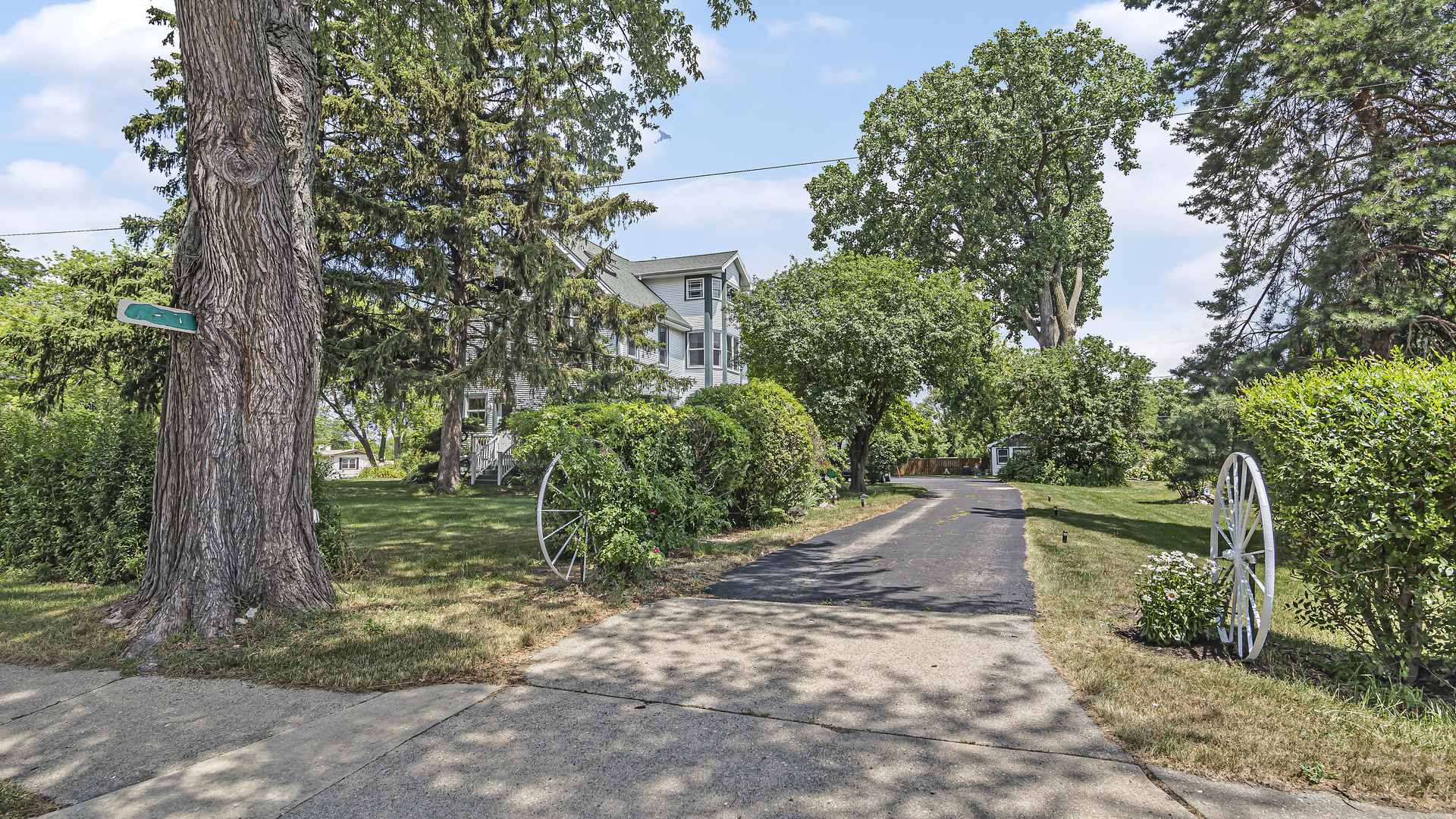 Property Photo:  3517 N Buffalo Grove Road  IL 60004 