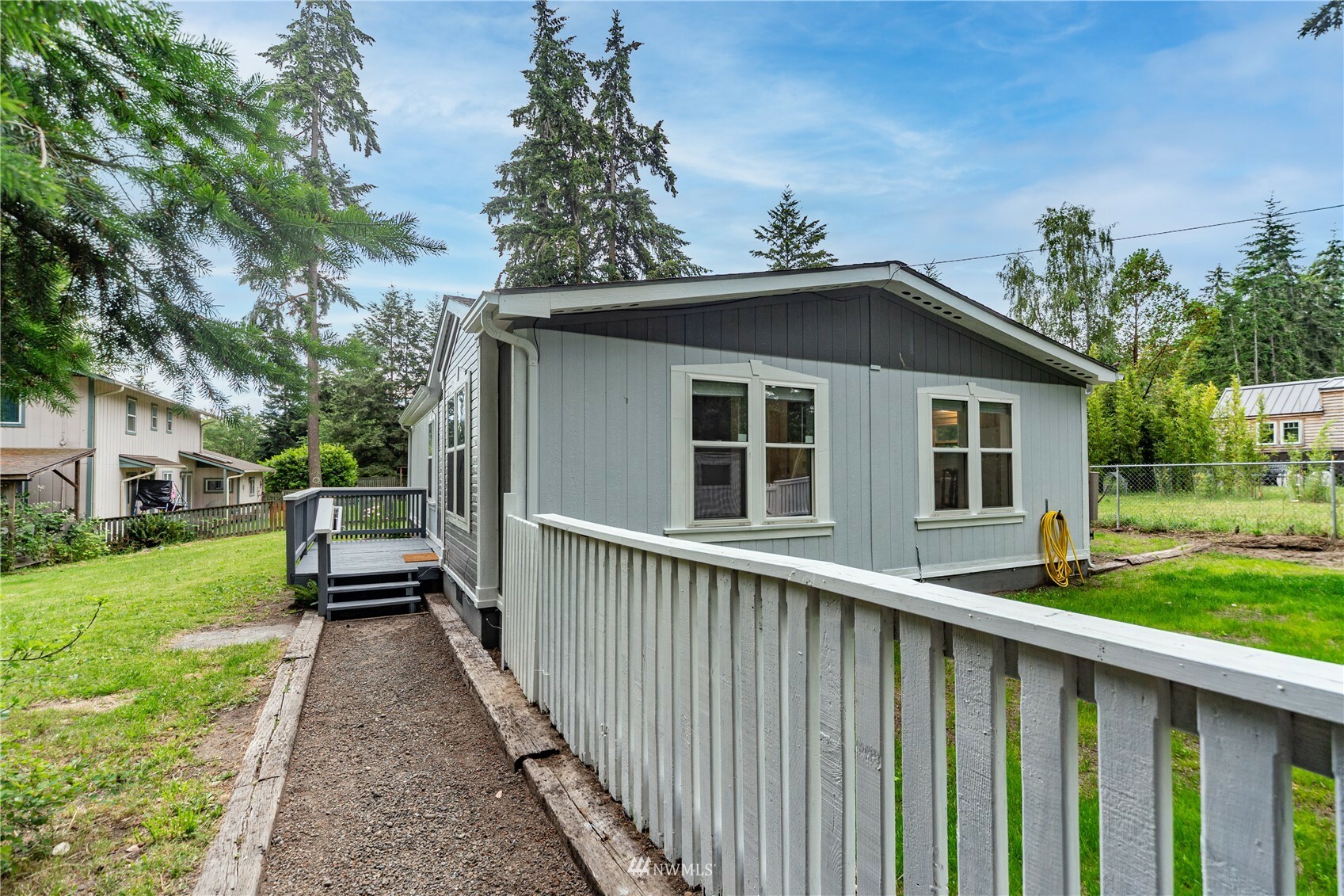 Property Photo: 220 E Maude Street WA 98339