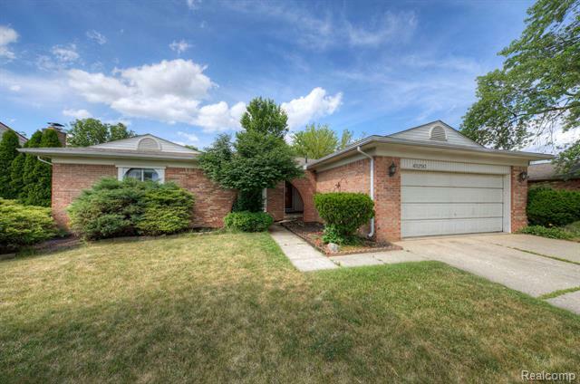 Property Photo:  45250 N Spring Drive  MI 48187 