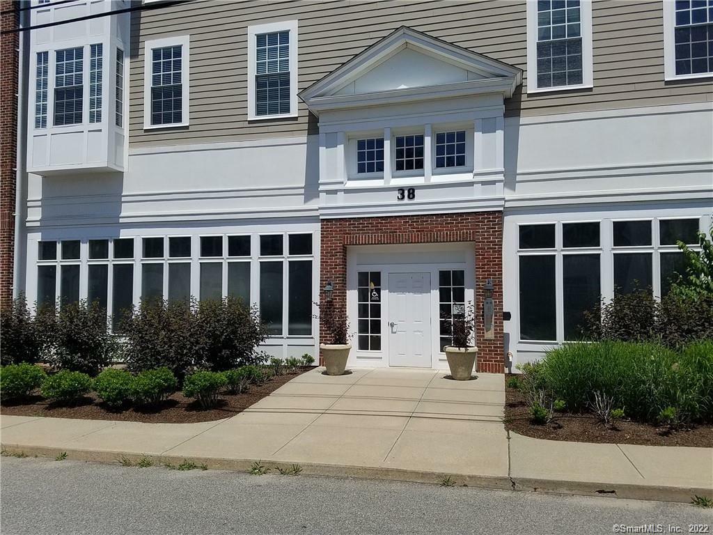 Property Photo:  38 Hope Street 27  CT 06357 