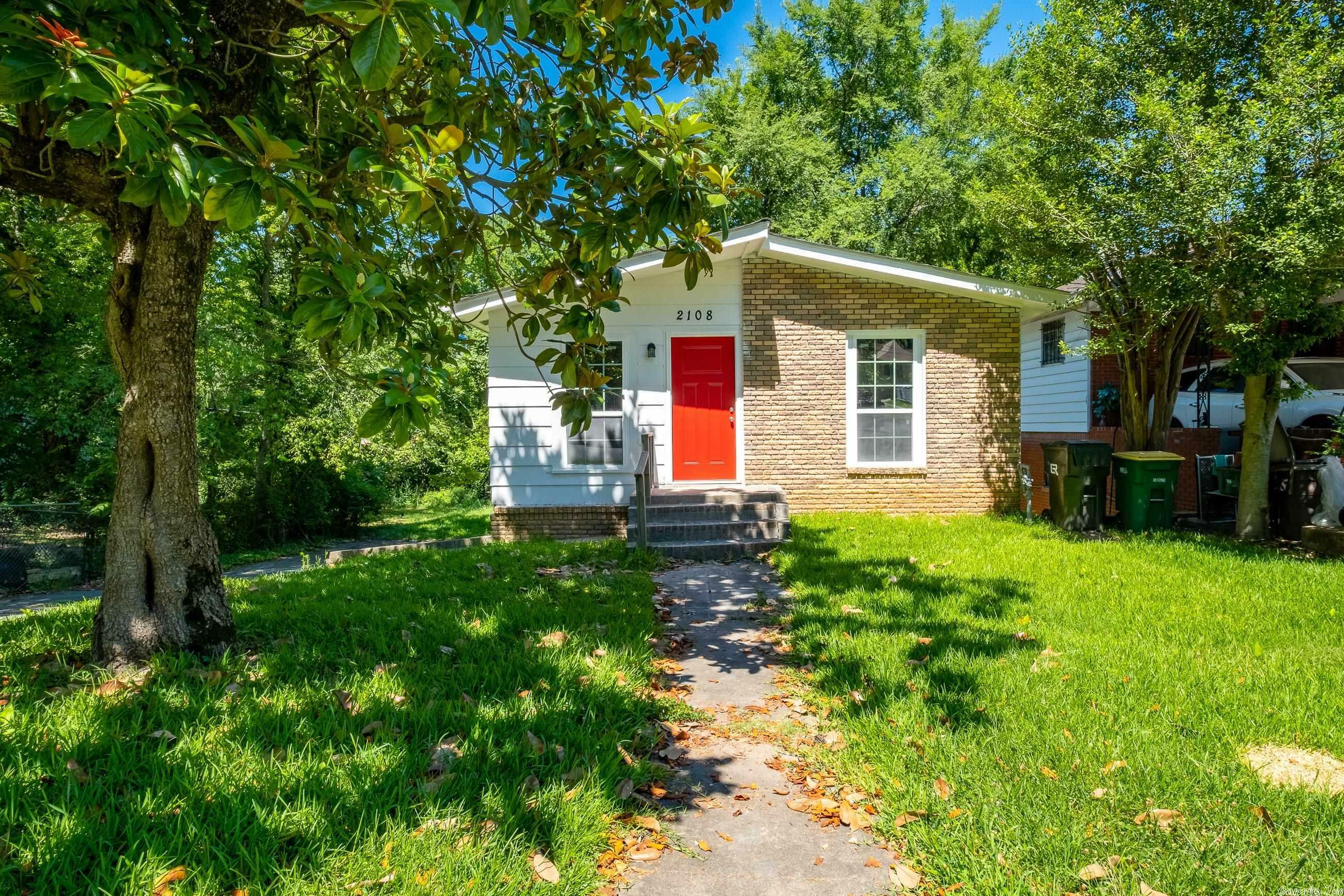 Property Photo:  2108 S Park Street  AR 72202 