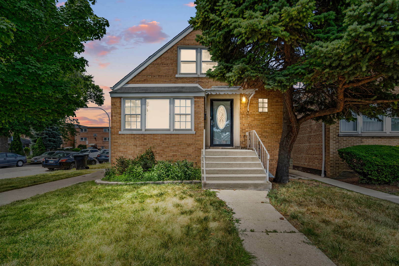 Property Photo:  5656 S Kolmar Avenue  IL 60629 