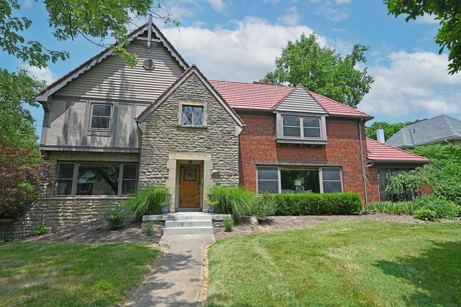 Property Photo: 680 Avon Fields Lane OH 45229