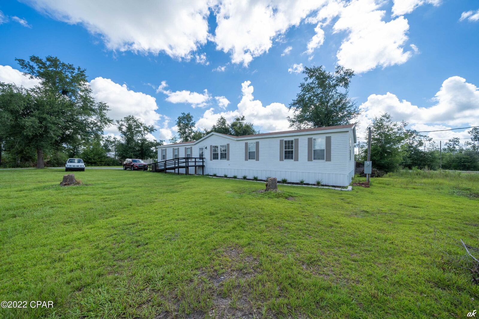 Property Photo: 10825 S Fork Loop FL 32404