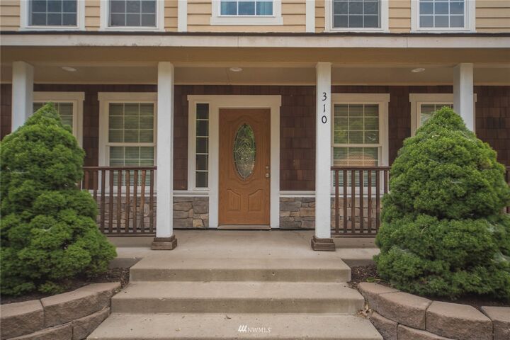 Property Photo: 310 W Ridgeview Lane WA 98926