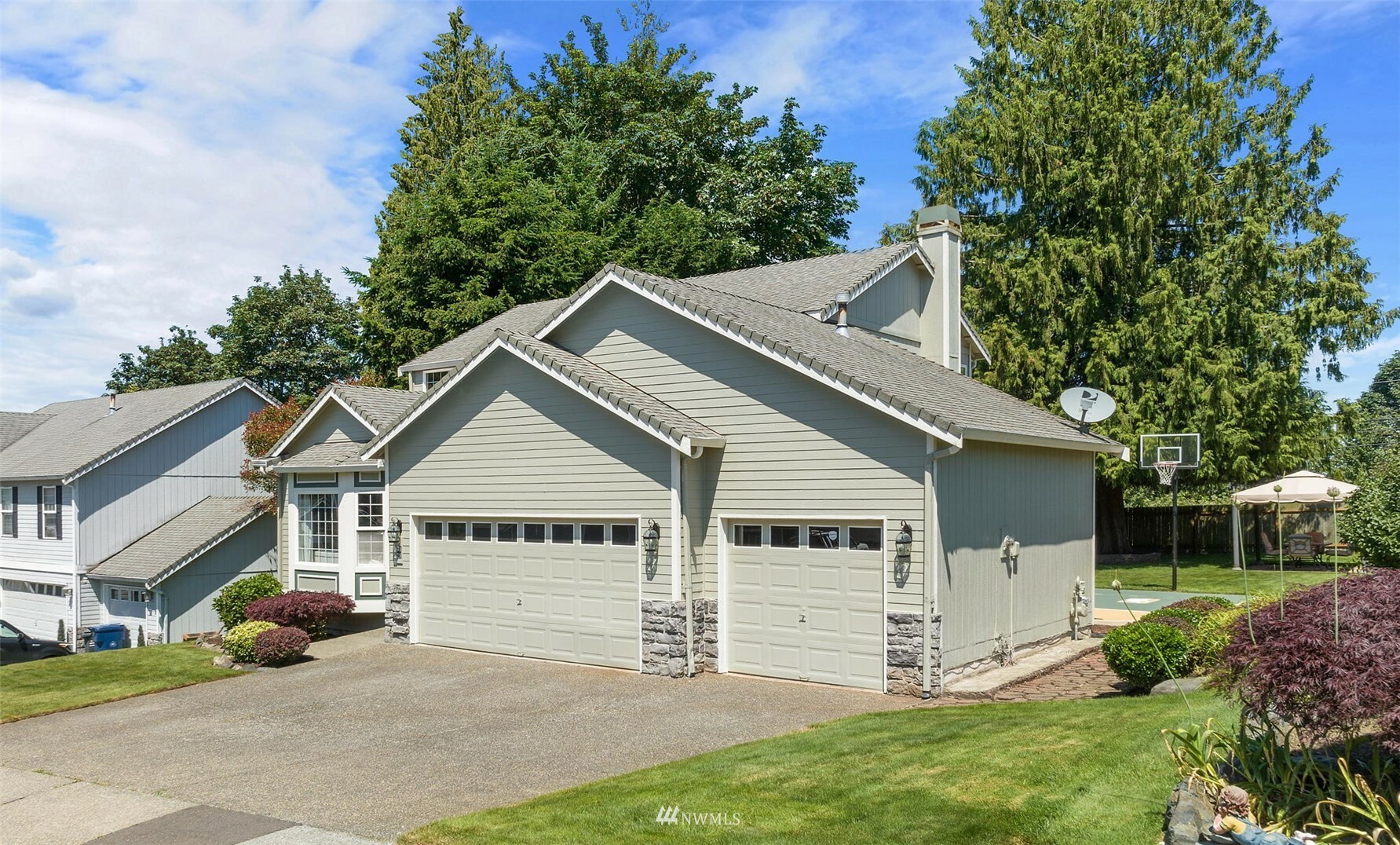 Property Photo:  7121 63rd Place NE  WA 98270 