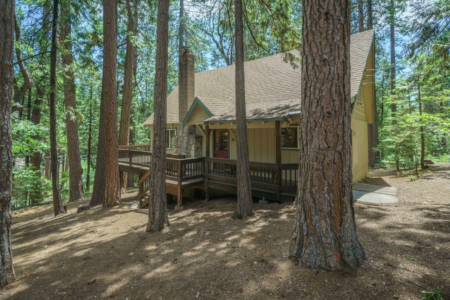 Property Photo:  633 Moran Road  CA 95223 