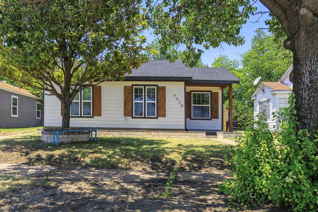 Property Photo:  4028 Townsend Drive  TX 76110 