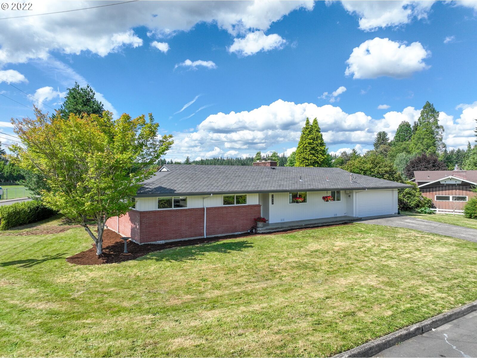 Property Photo: 1617 NE Ione Loop WA 98607