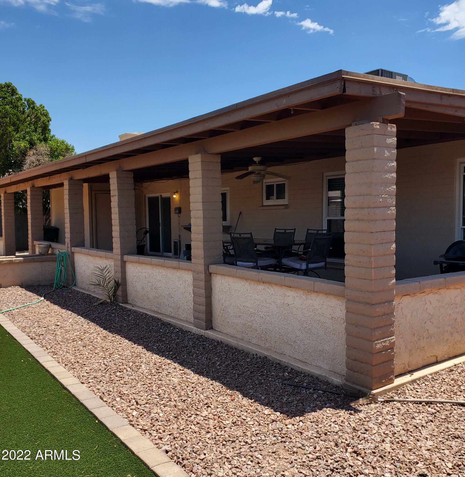 Property Photo: 932 W Laguna Azul Avenue AZ 85210