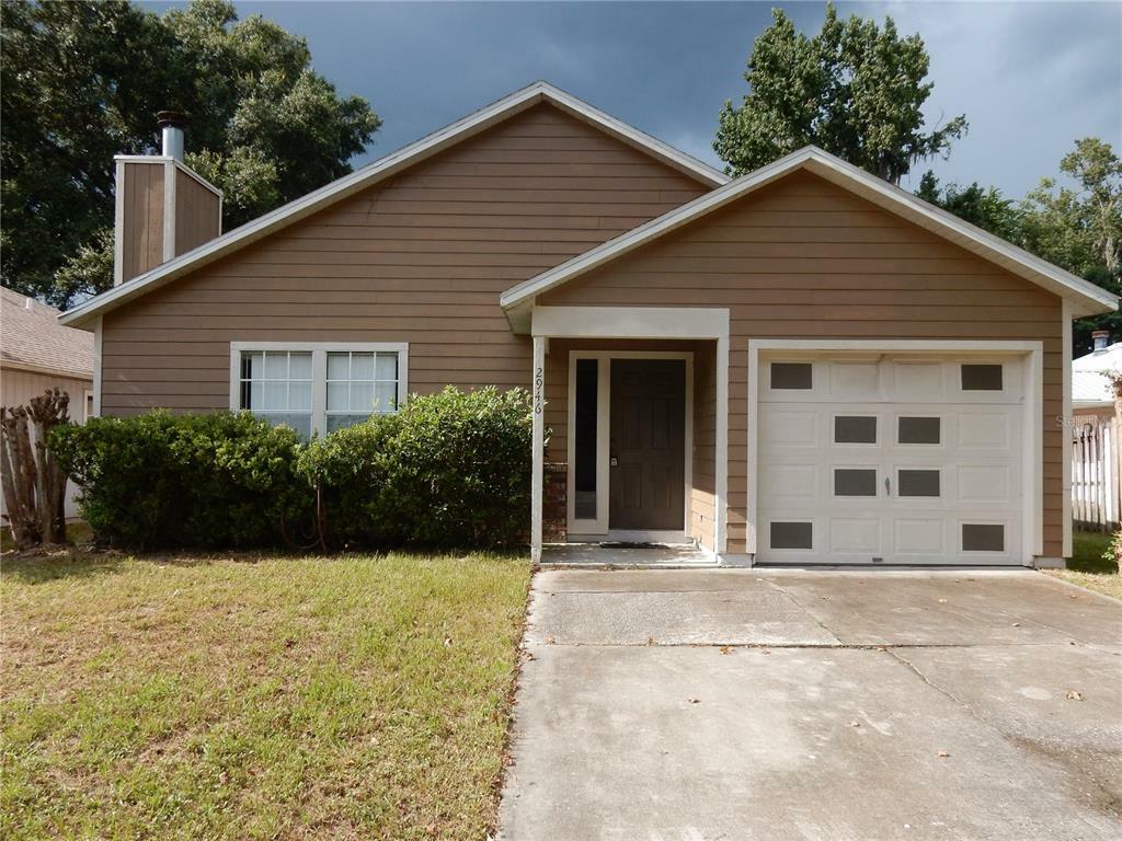 Property Photo:  2946 SW 40th Avenue  FL 32608 