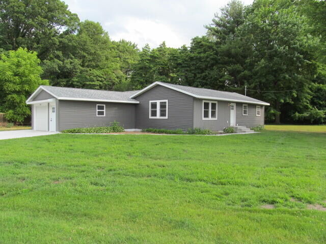 Property Photo:  345 N 4th Avenue  MI 49415 