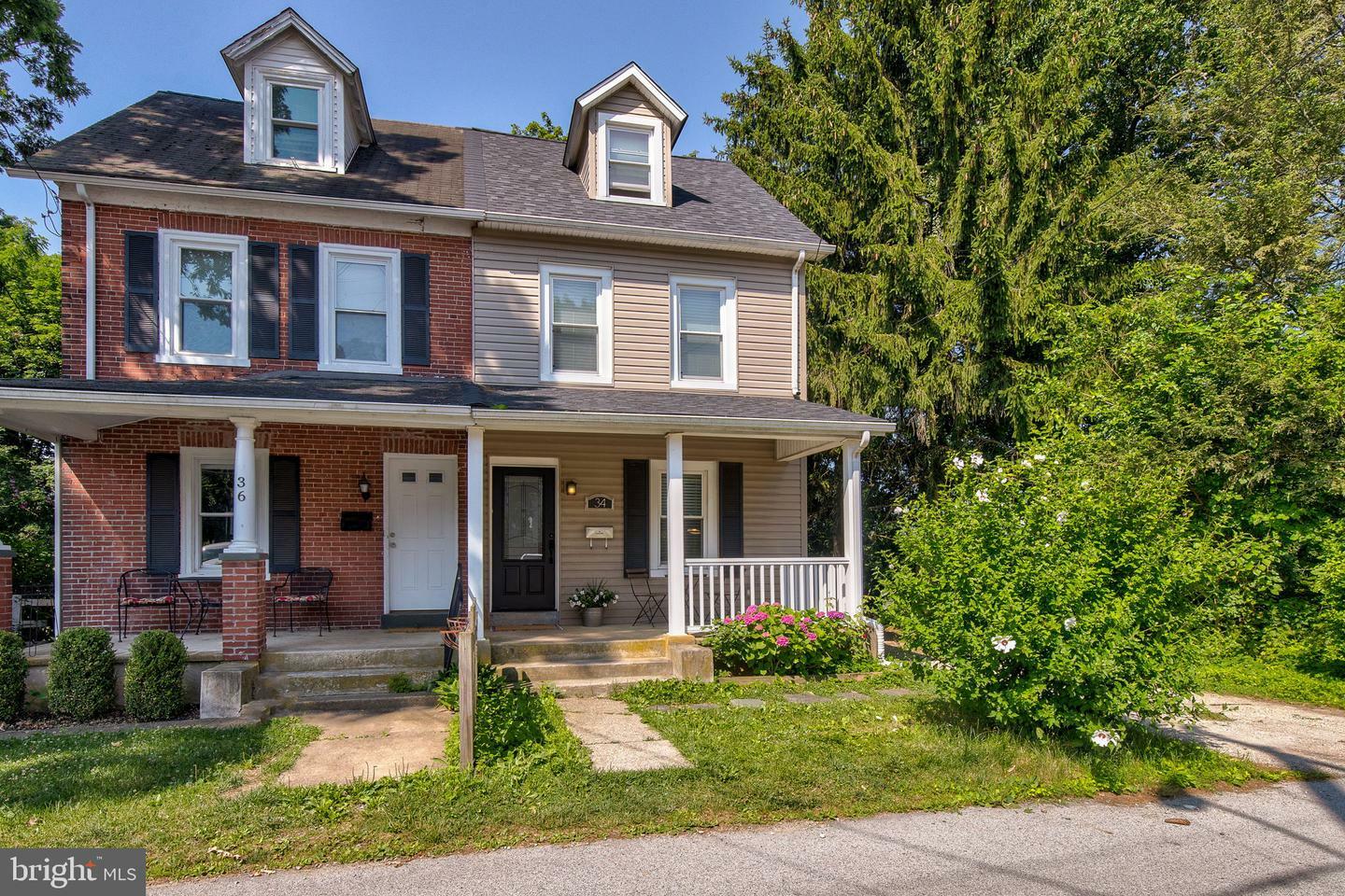 Property Photo:  34 Walnut Avenue  PA 19312 