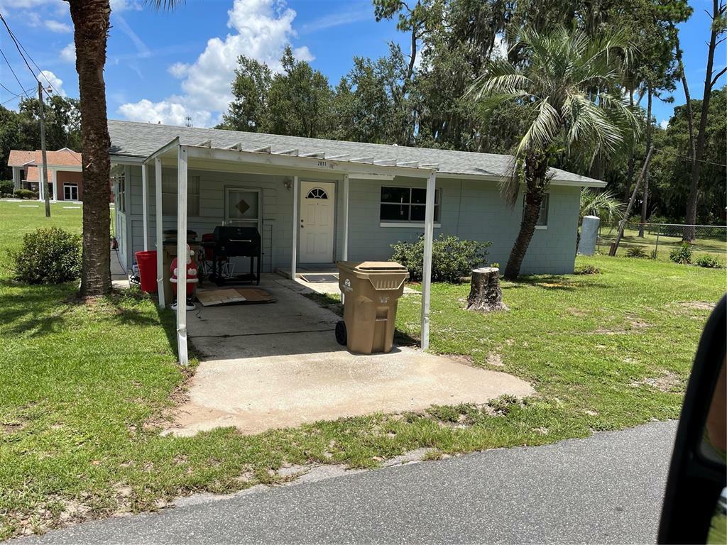 Property Photo:  2811 Register Road  FL 34731 