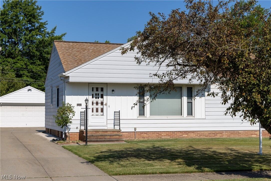 Property Photo:  1782 Alcester Road  OH 44124 