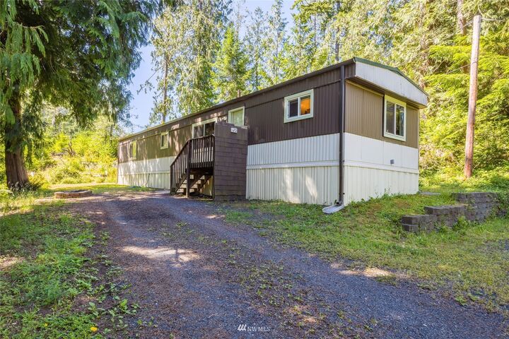 120 E Snowcap Drive  Belfair WA 98528 photo