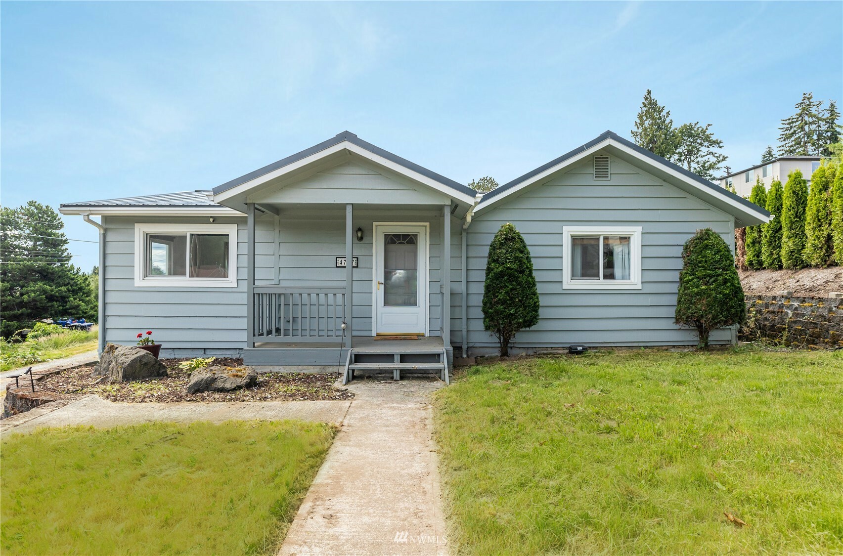 Property Photo:  4727 S 175th Street  WA 98188 