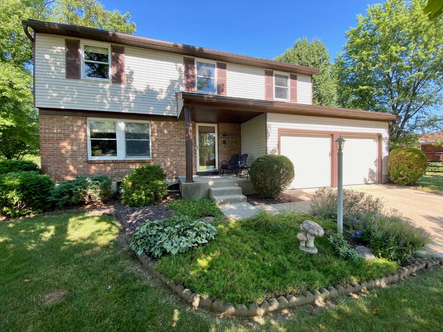 Property Photo: 8053 Spring Garden Ct OH 45069
