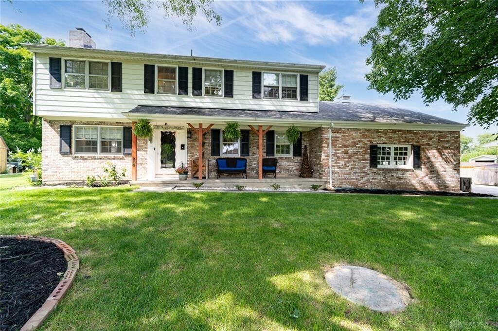 Property Photo:  210 Grand Valley Drive  OH 45323