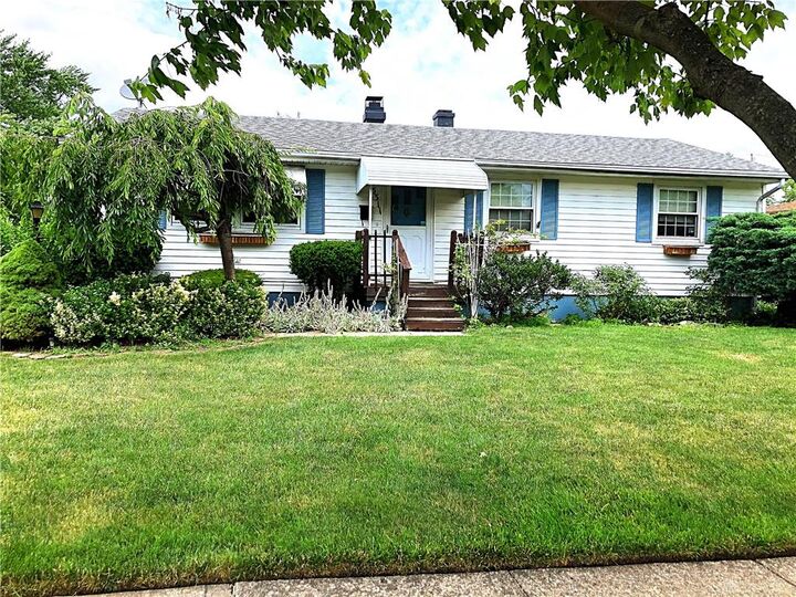 5311 Duquesne Avenue  Riverside OH 45431 photo