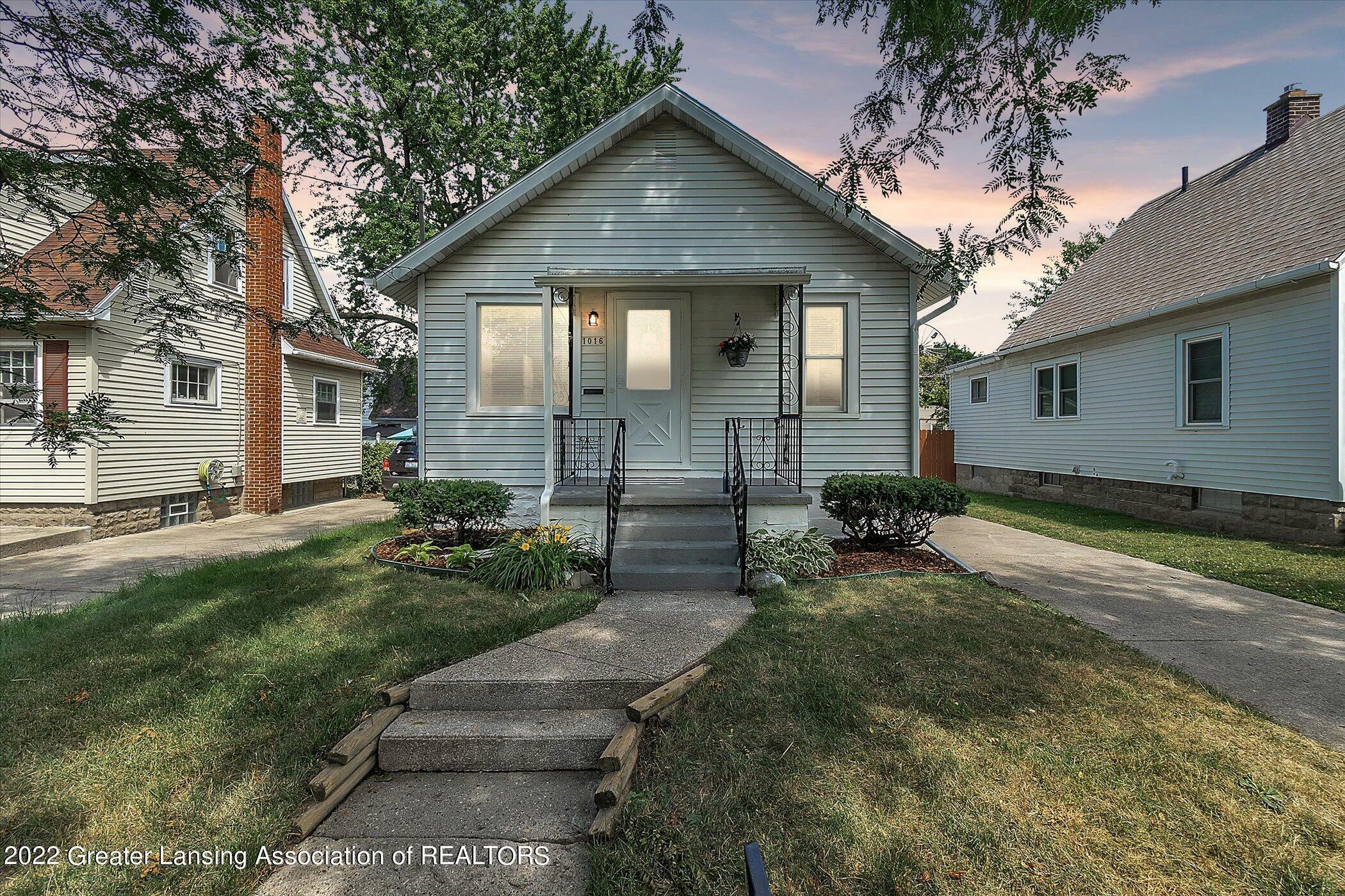 Property Photo:  1016 Comfort Street  MI 48915 