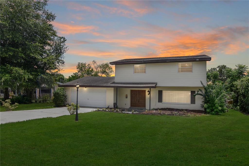 Property Photo:  826 Hillside Avenue  FL 33853 