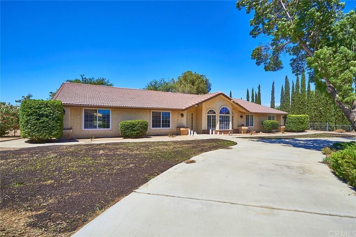 Property Photo: 16040 Mesquite Street CA 92345